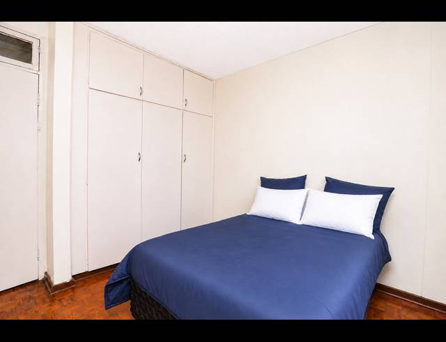 2 BEDROOM APARTMENT FOR SALE IN ESSENWOOD